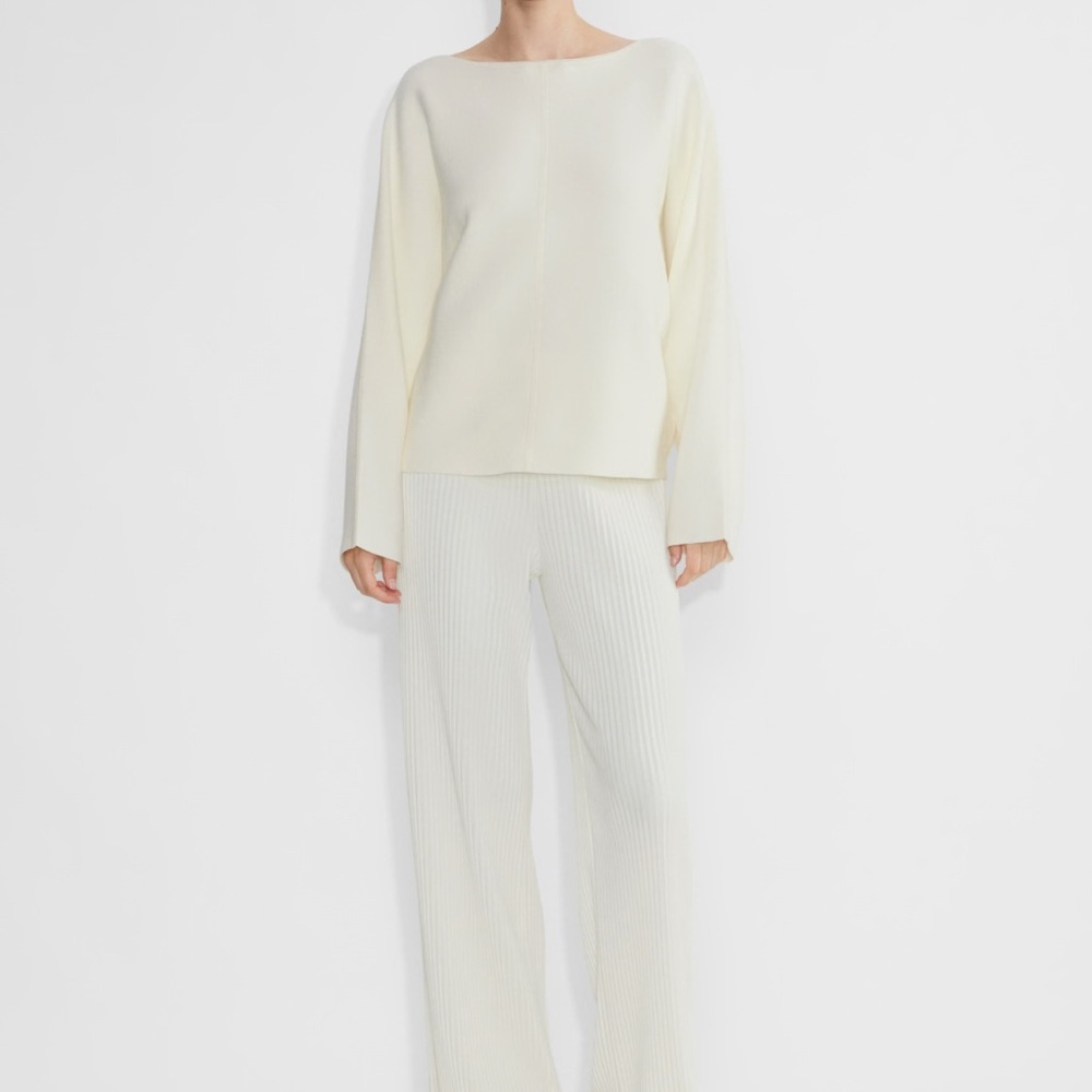 NEW Babaton Minimalist Sweater